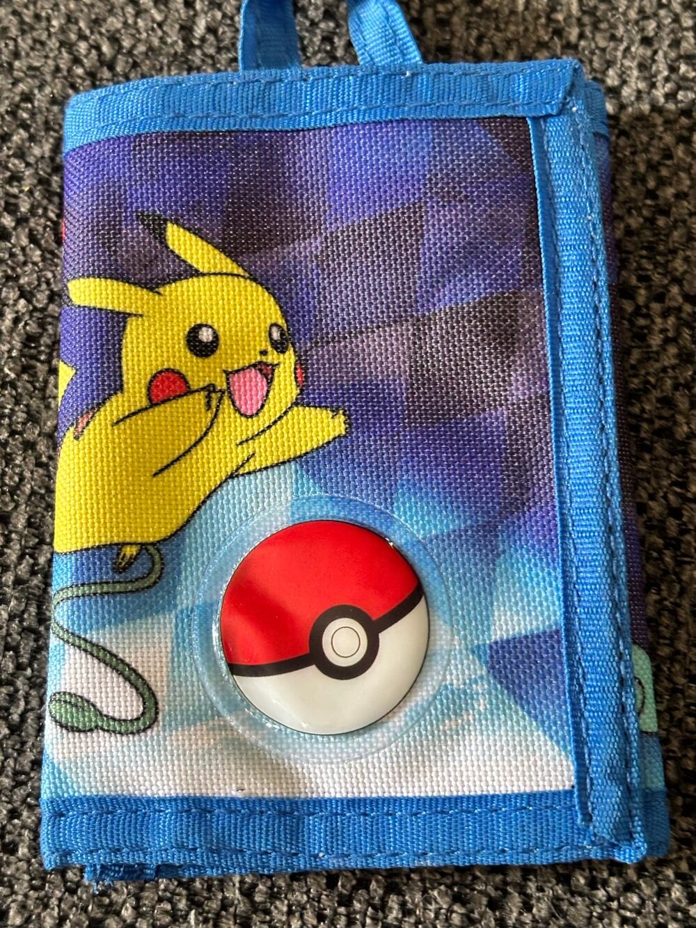 2017 Pokemon FAB NY Trifold Wallet Pikachu Charmander Squirtle Bulbasaur Blue